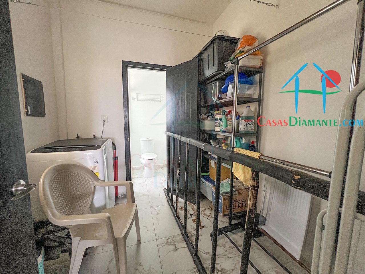 Pacífico Diamante Amarras 201 - Área de servicio 1